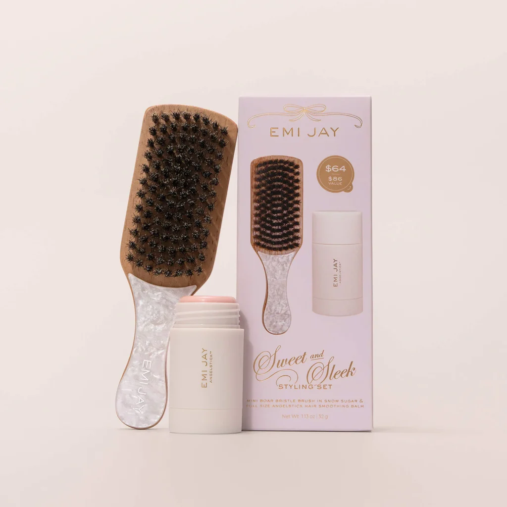 Emi Jay | Sweet and Sleek Styling Set with Angelstick and Mini Boar Bristle Brush in Snow Sugar (Set de peinado: barra alisadora y mini cepillo de cerdas naturales)